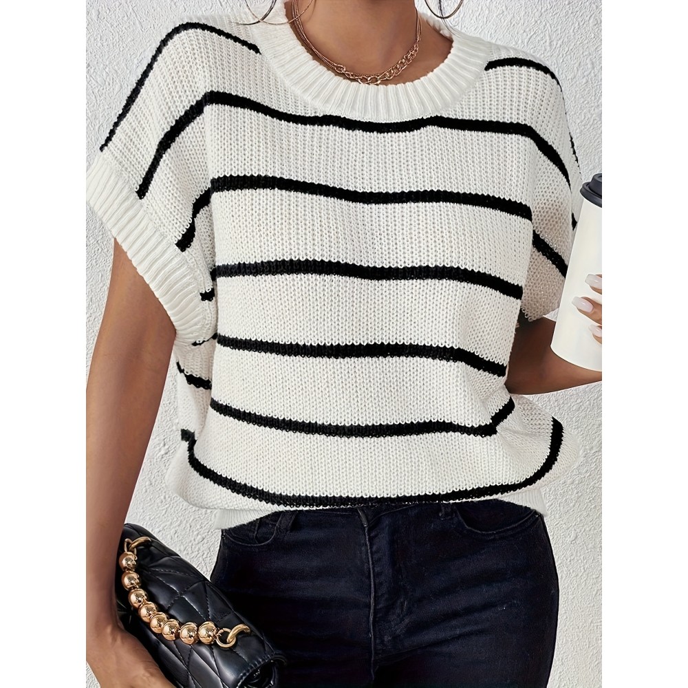 Plus Size Stripe Pattern Knit Sweater, Casual V Neck Short Sleeve Sweater For Fall & Spring, Women's Plus Size Clothing