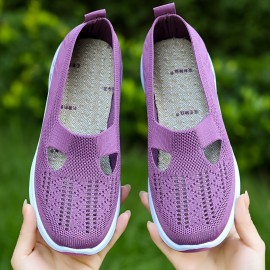 Breathable Old Beijing Cloth Shoes Women's Comfortable and Breathable Soft Sole Casual Women's Shoes Flat Bottom Hollow Mesh Face Mom's Shoes