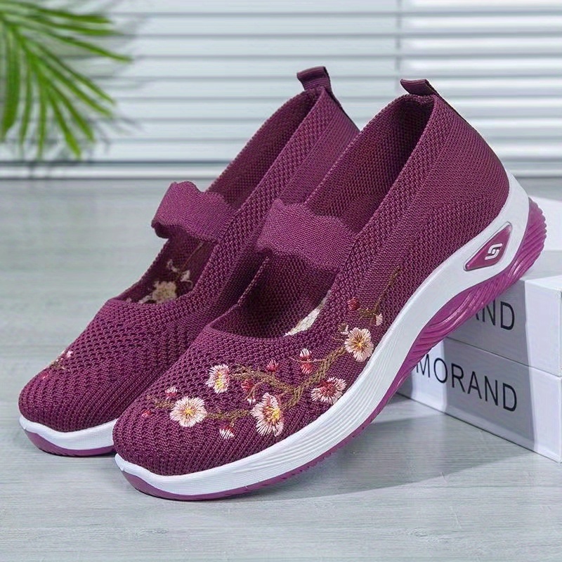 womens knitted flat shoes comfy floral embroidered slip on shoes outdoor casual comfy shoes details 5